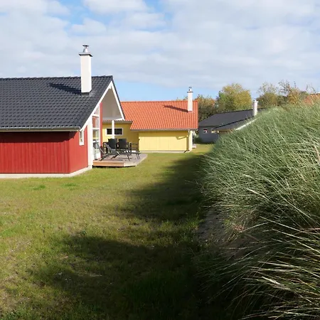 Holiday home Vital Mit Sauna, Kamin Und Terrasse