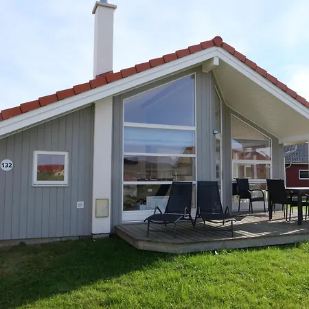 Vital Mit Sauna, Kamin Und Terrasse Holiday home
